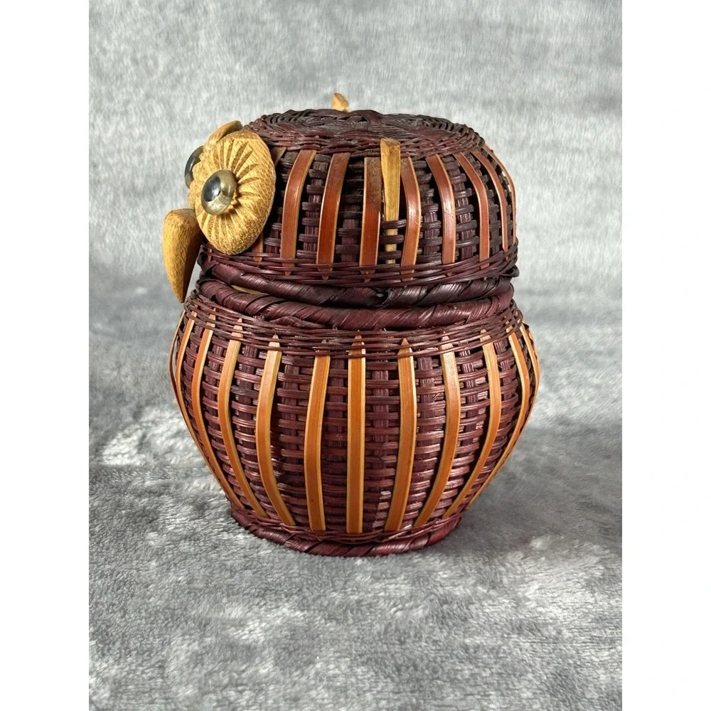 Vintage‎ Owl bird Wicker Rattan Lidded  woven figural Basket Box 4